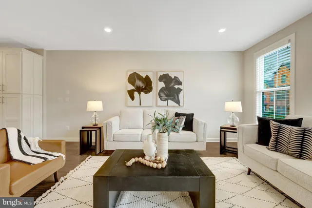 $1,089,000 | 9283 Wood Violet Court, Fairfax, VA 22031