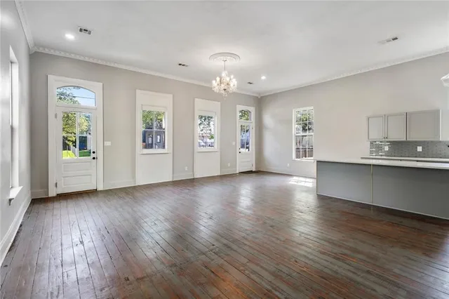 $2,500 | 1804 Bienville Street, New Orleans, LA 70112