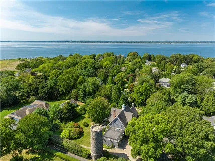 $2,150,000 | 3 Stone Tower Lane, Barrington, RI 02806