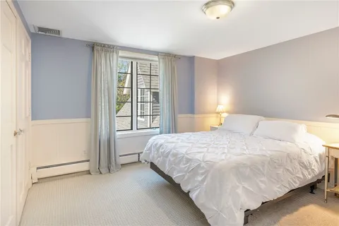 $2,150,000 | 3 Stone Tower Lane, Barrington, RI 02806