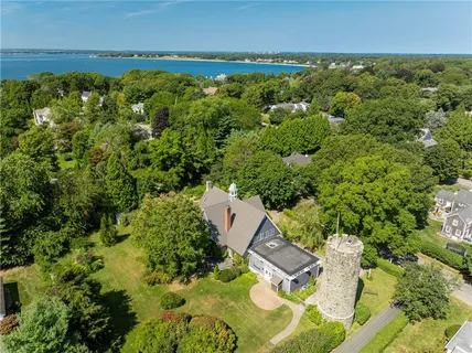 $2,150,000 | 3 Stone Tower Lane, Barrington, RI 02806