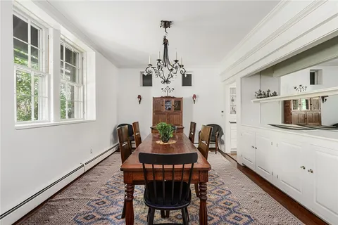 $2,150,000 | 3 Stone Tower Lane, Barrington, RI 02806