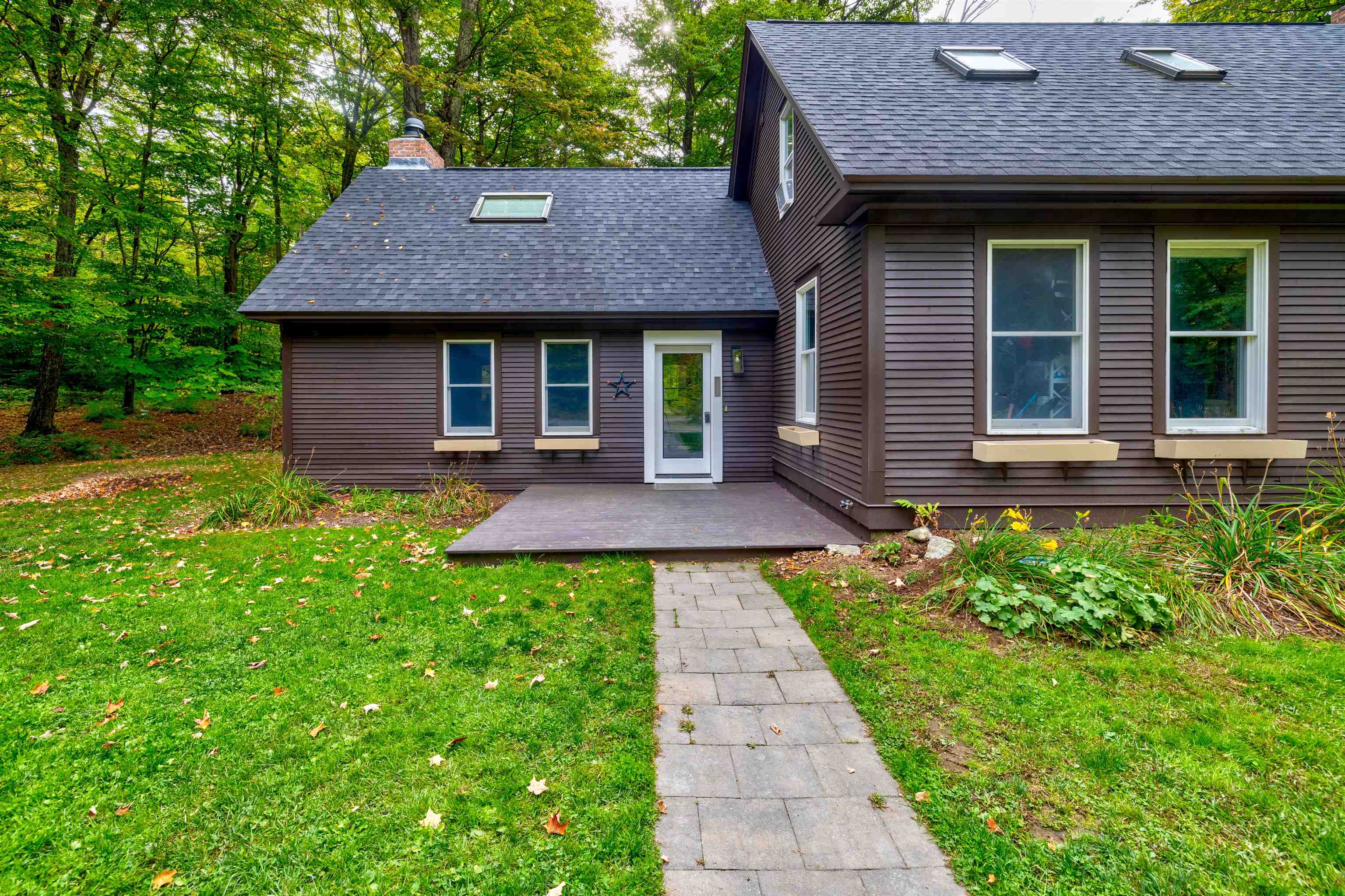 292 Maple Road Stowe, VT 05672 - Photo 3 of 49 Gallery Image 3