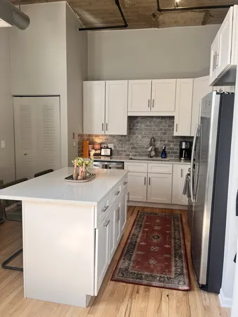 $2,600 | 758 North Larrabee Street, Unit 833, Chicago, IL 60654