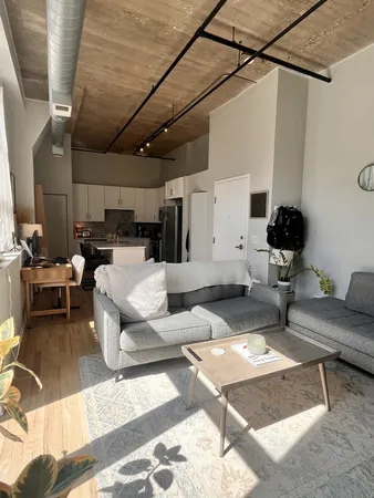 $2,600 | 758 North Larrabee Street, Unit 833, Chicago, IL 60654