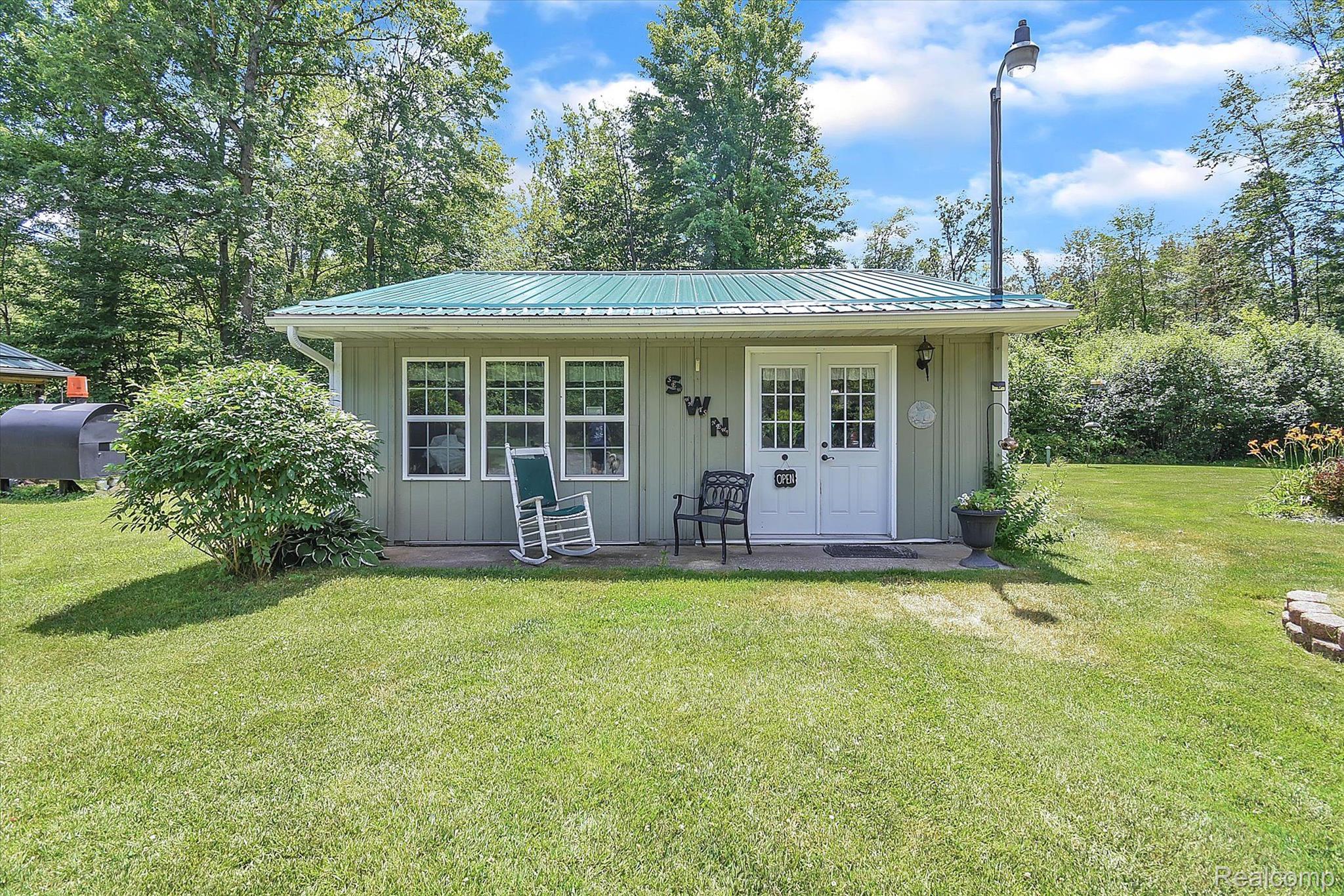 485 West Gordonville Road Midland, MI 48640 - Photo 27 of 27 Gallery Image 27