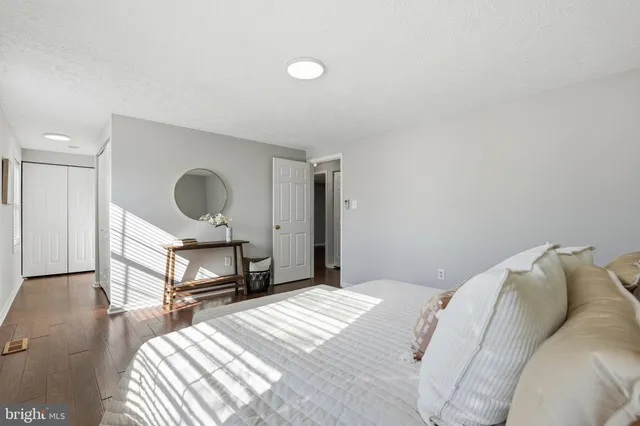 $700,000 | 13201 Jasper Road, Fairfax, VA 22033