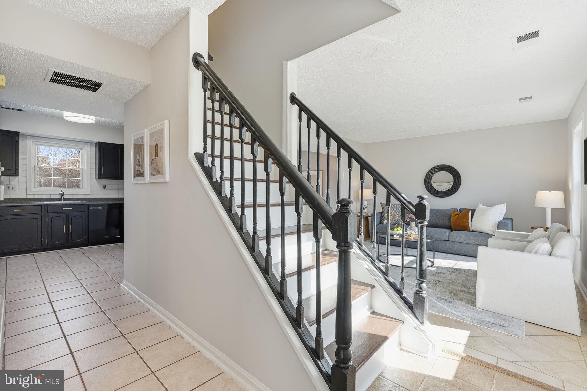 13201 Jasper Road Fairfax, VA 22033 - Photo 3 of 42