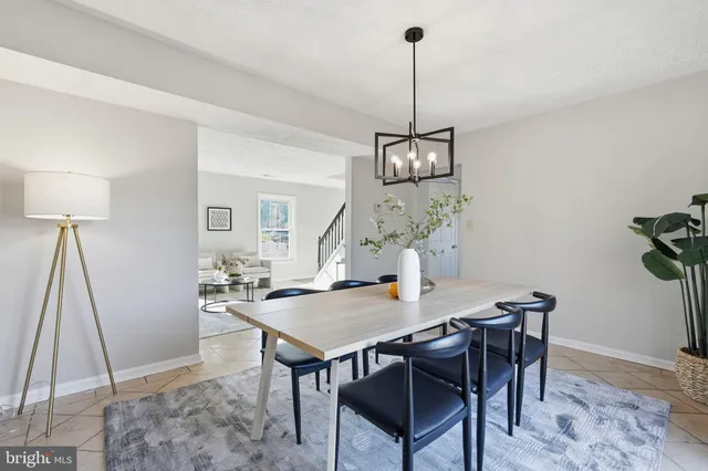 $700,000 | 13201 Jasper Road, Fairfax, VA 22033