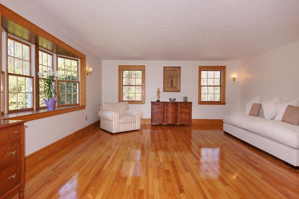 108 Woodside Road Harvard, MA 01451 - Photo 9 of 30