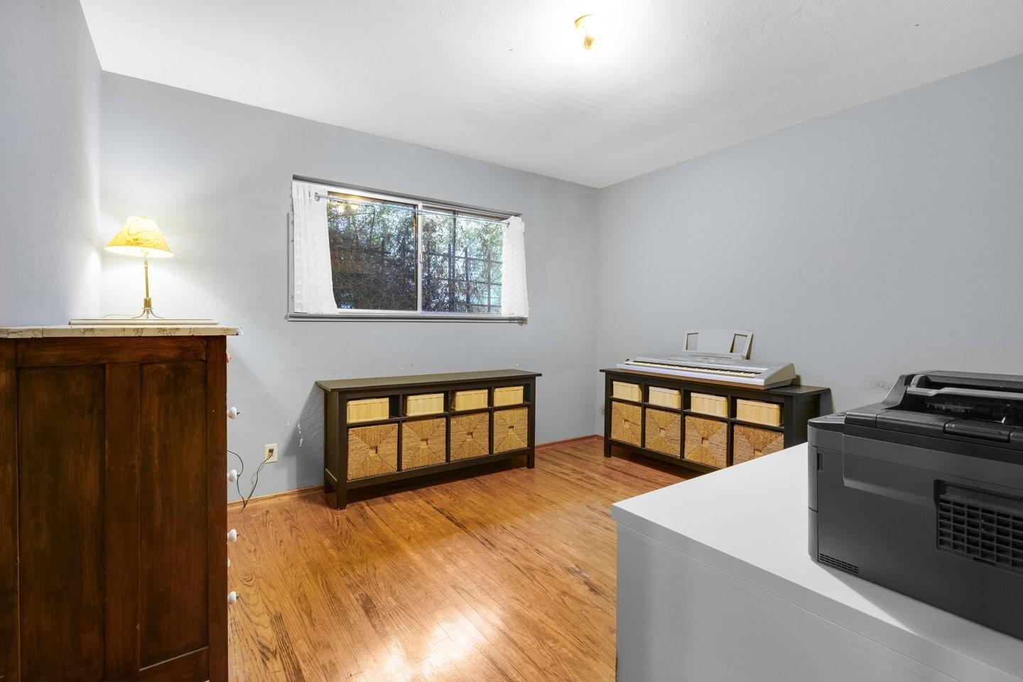 1374 Primrose Way Cupertino, CA 95014 - Photo 22 of 35 a bedroom with a bed and a dresser