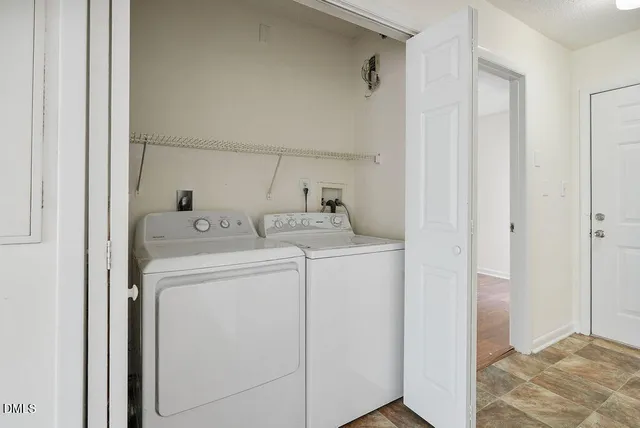 $270,999 | 1411 Collegiate Circle, Unit 302, Raleigh, NC 27606