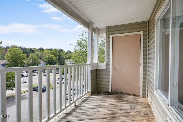 $270,999 | 1411 Collegiate Circle, Unit 302, Raleigh, NC 27606