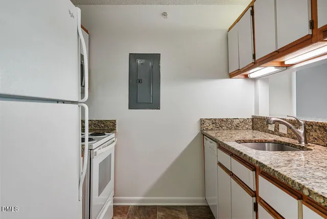 $270,999 | 1411 Collegiate Circle, Unit 302, Raleigh, NC 27606