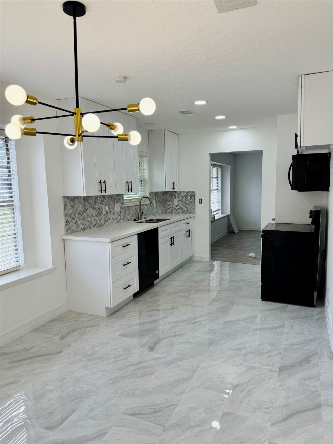 4535 Reynaldo Drive Spring, TX 77373 - Photo 19 of 20 Kitchen