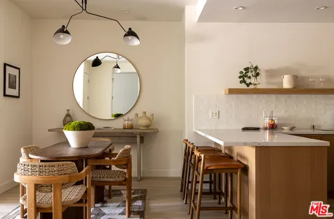 $2,089,000 | 928 North Croft Avenue, Unit 303, West Hollywood, CA 90069