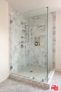 $2,089,000 | 928 North Croft Avenue, Unit 303, West Hollywood, CA 90069