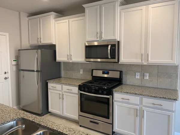 $2,100 | 11806 Bracco Dr., Austin, TX 78748