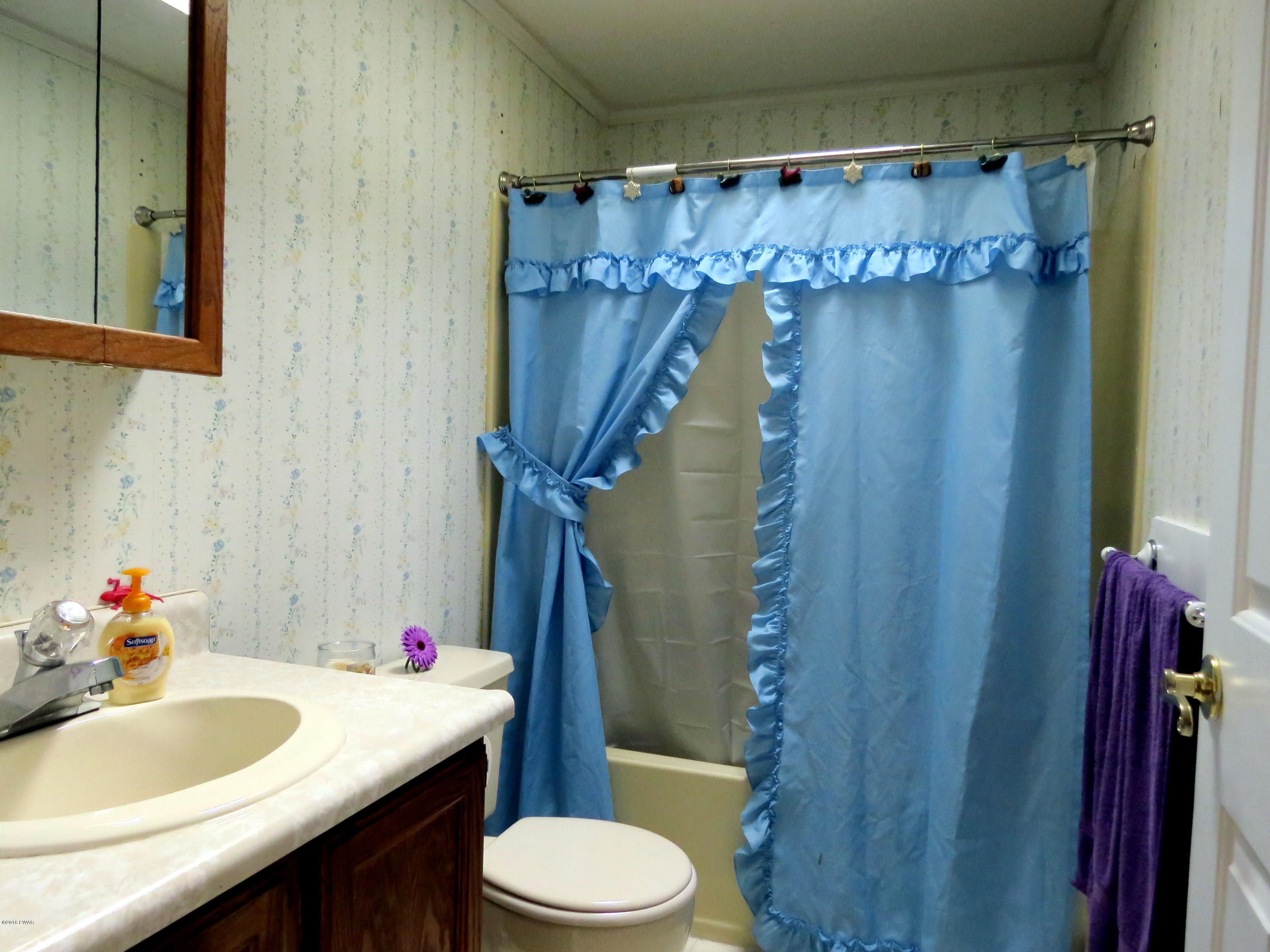 124 Pine Road Hawley, PA 18428 - Photo 21 of 46 full bath