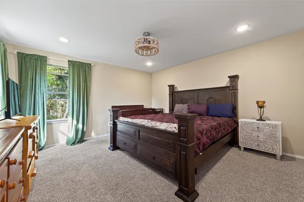 $275,000 | 804 Pearl River, Conroe, TX 77316