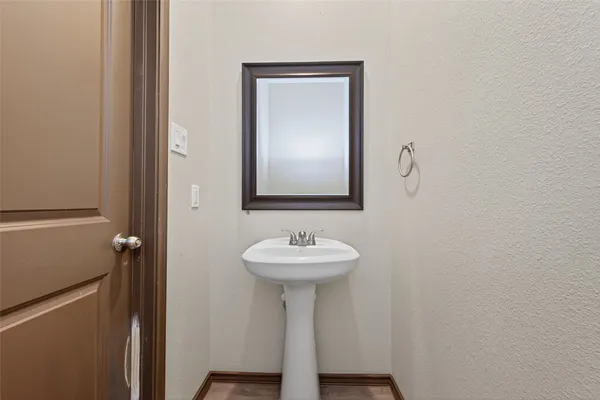 $275,000 | 804 Pearl River, Conroe, TX 77316