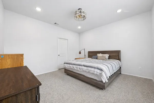 $275,000 | 804 Pearl River, Conroe, TX 77316