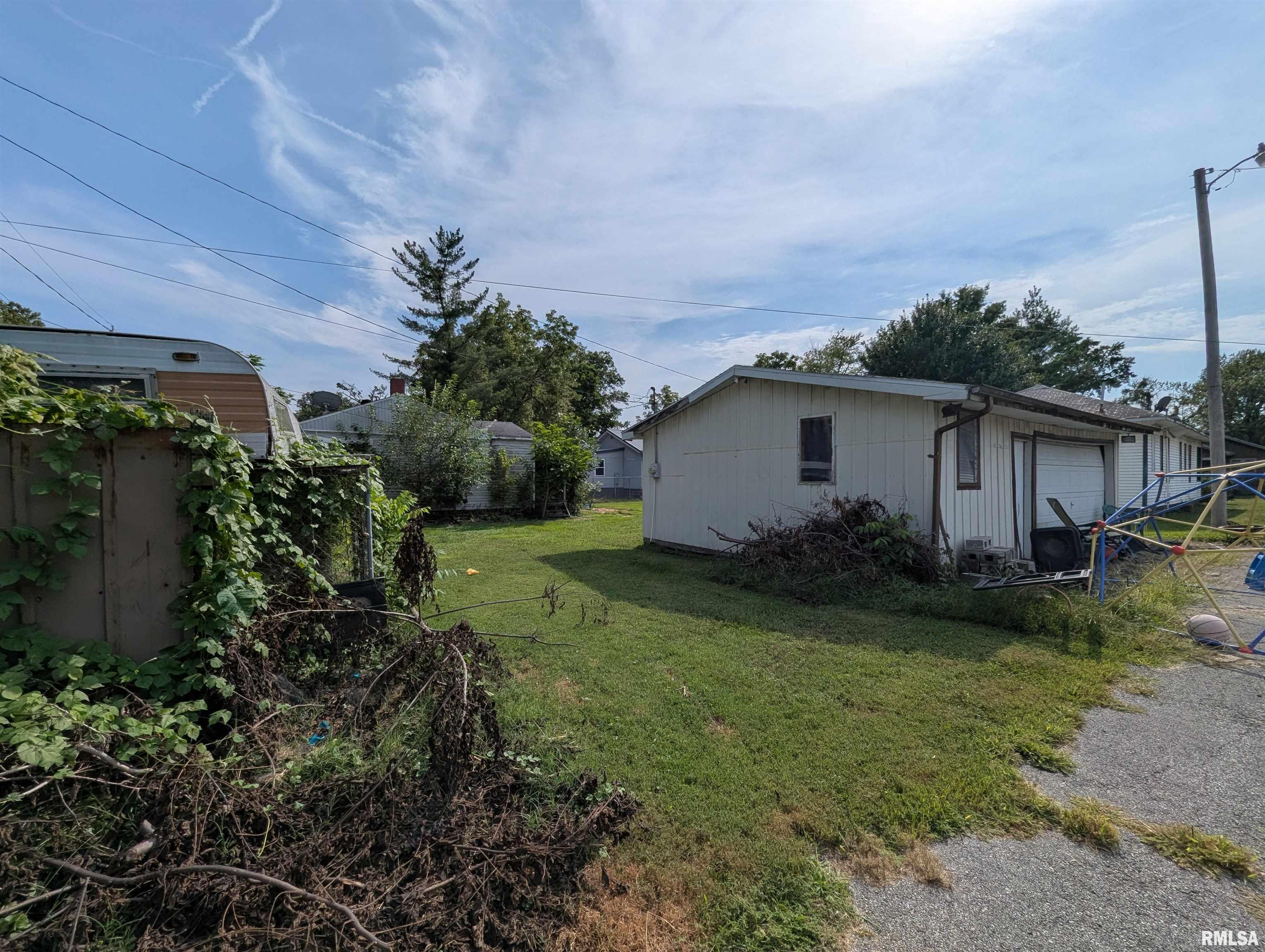 655 North Hickory Street Centralia, IL 62801 - Photo 6 of 7