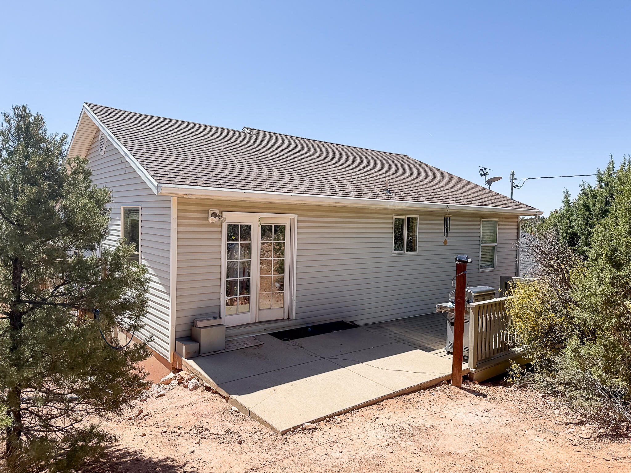 425 East Mule Deer Road Central, UT 84722 - Photo 59 of 72 back yard