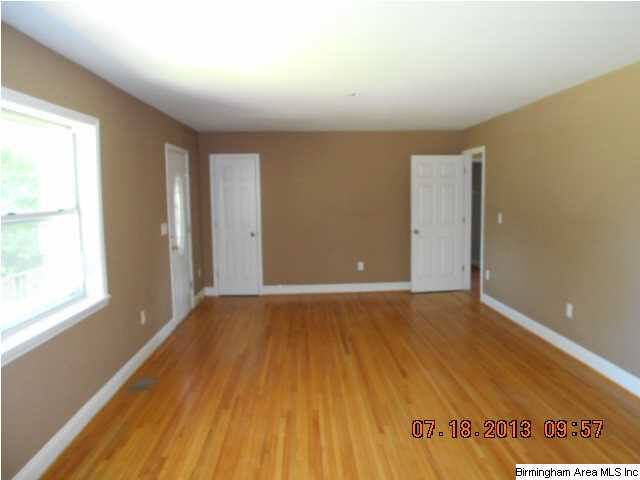 1924 Sardis Road Gardendale, AL 35071 - Photo 4 of 10