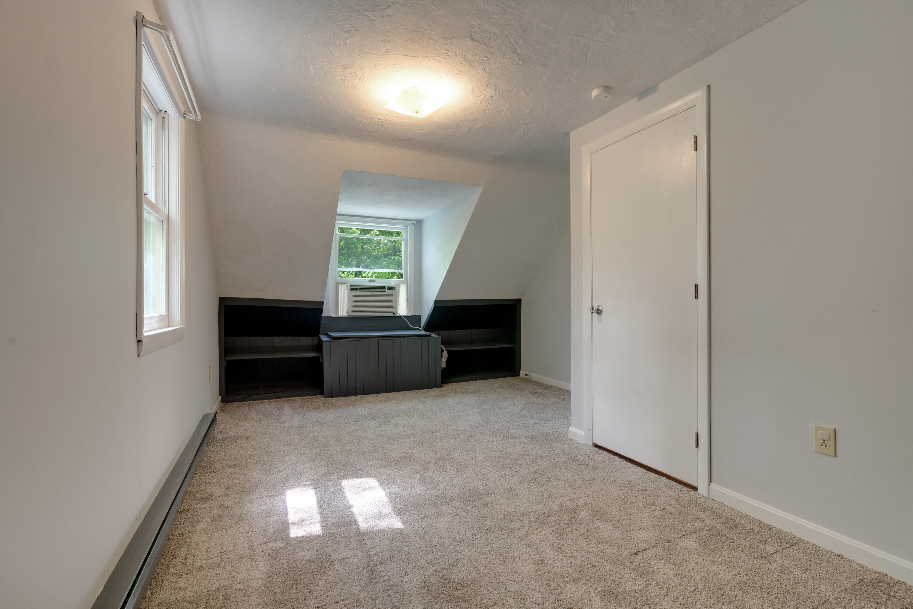 14 Upland Road Windham, ME 04062 - Photo 26 of 29 Second Floor Bedroom 4