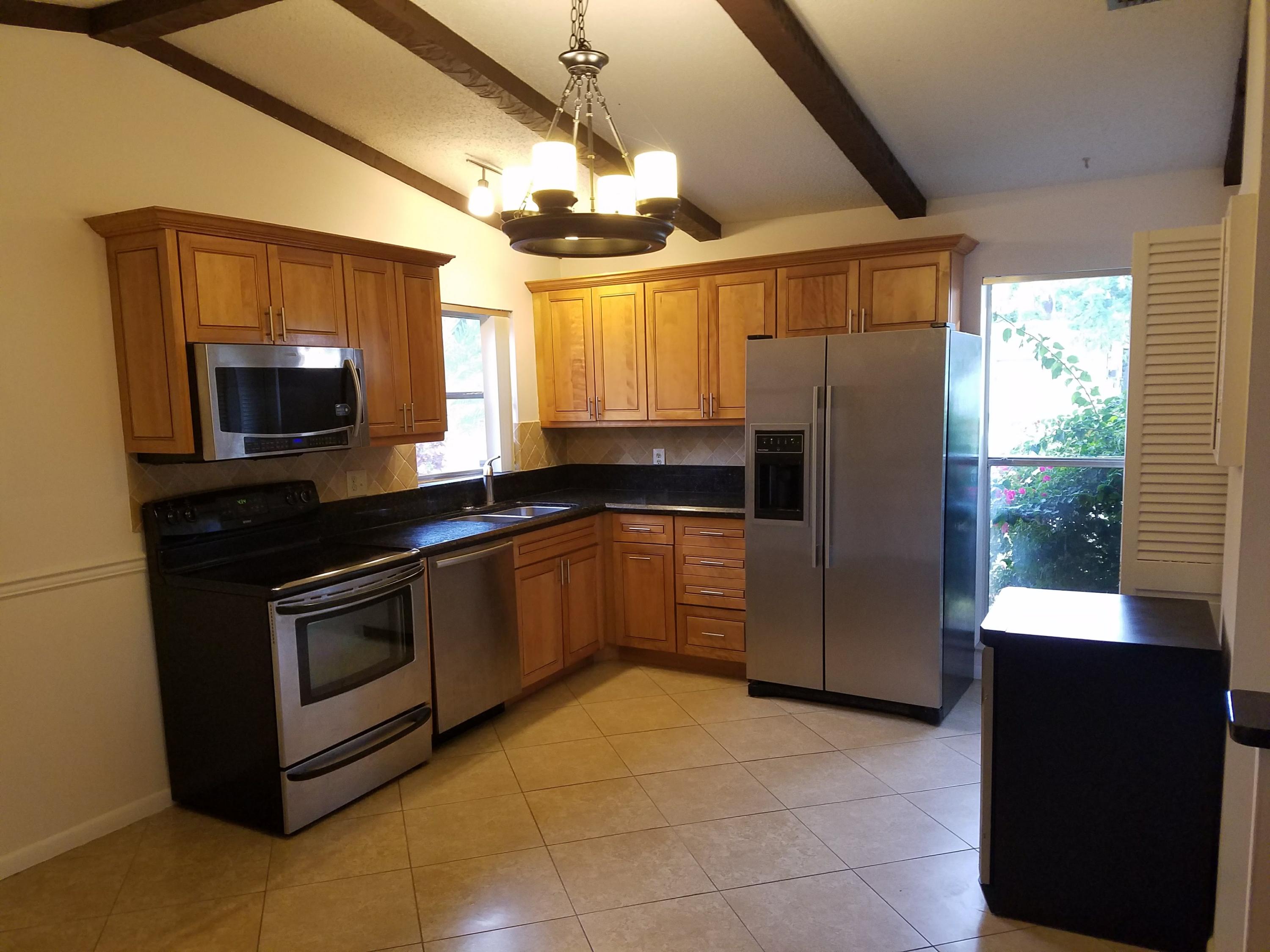 10721 Sleepy Brook Way Boca Raton, FL 33428 - Photo 5 of 22 20171218_163507