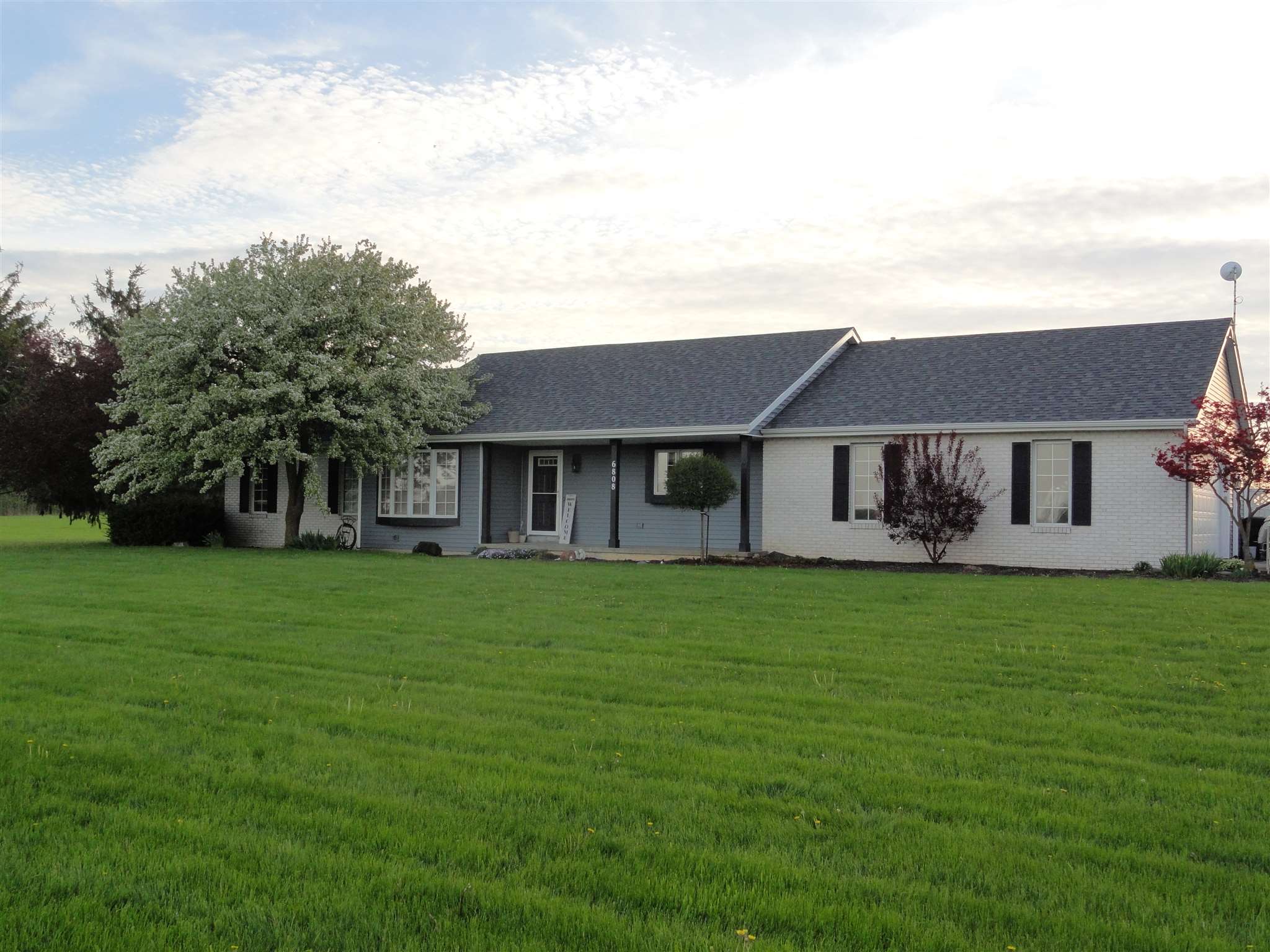 6808 State Rte 101 Spencerville, IN 46788 - Photo 1 of 36