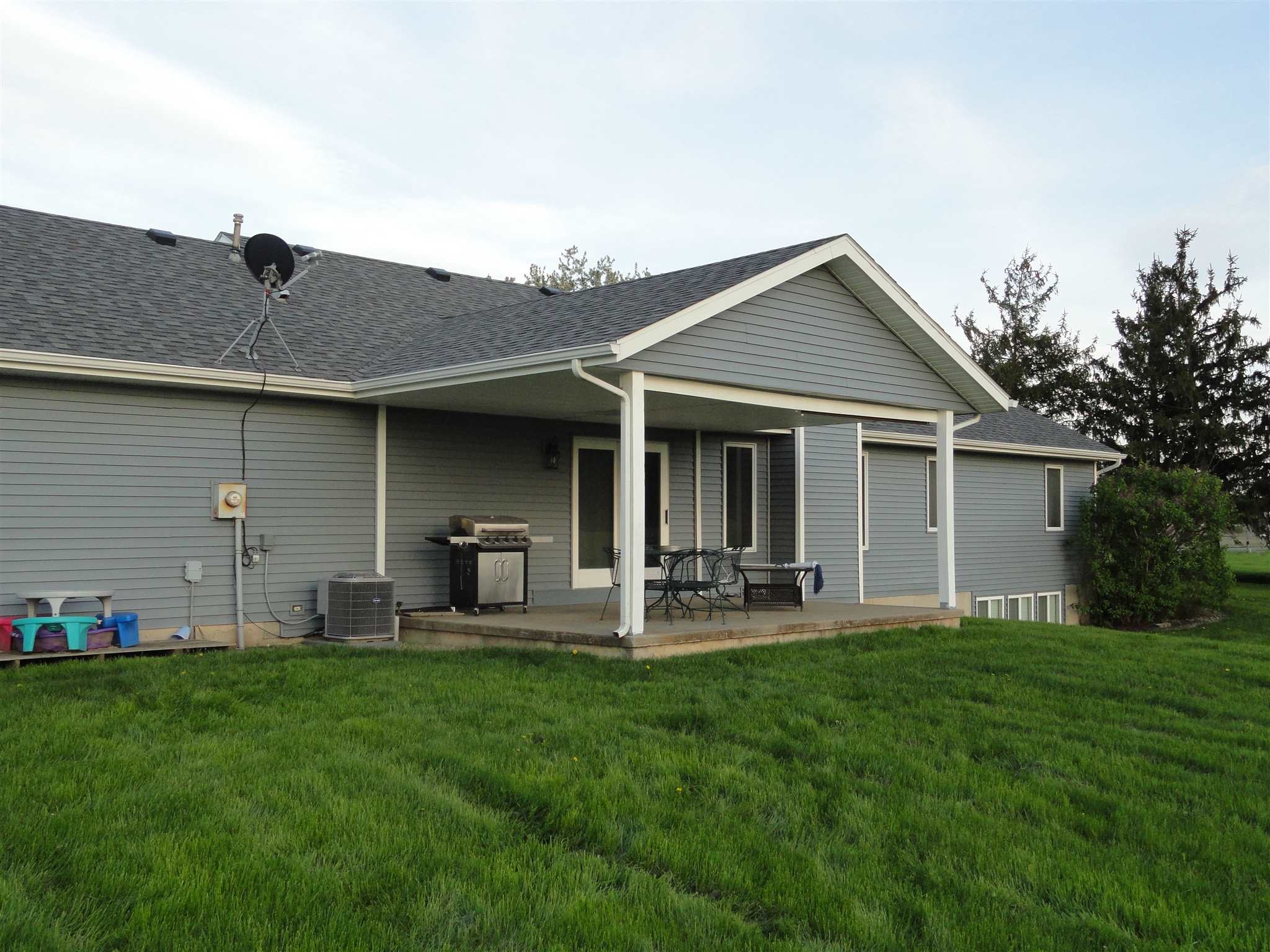 6808 State Rte 101 Spencerville, IN 46788 - Photo 31 of 36