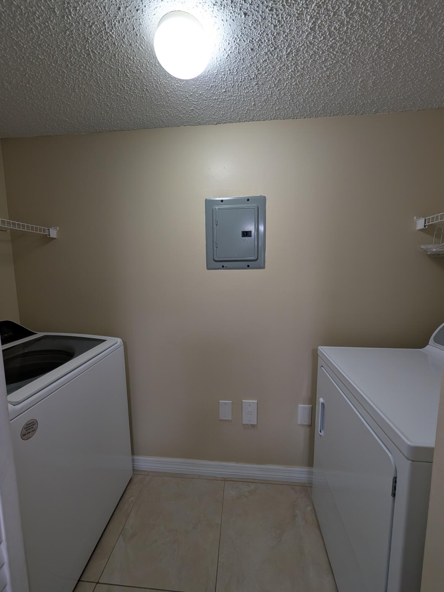 5011 Wiles Road, Unit 208 Coconut Creek, FL 33073 - Photo 13 of 23 1000014710