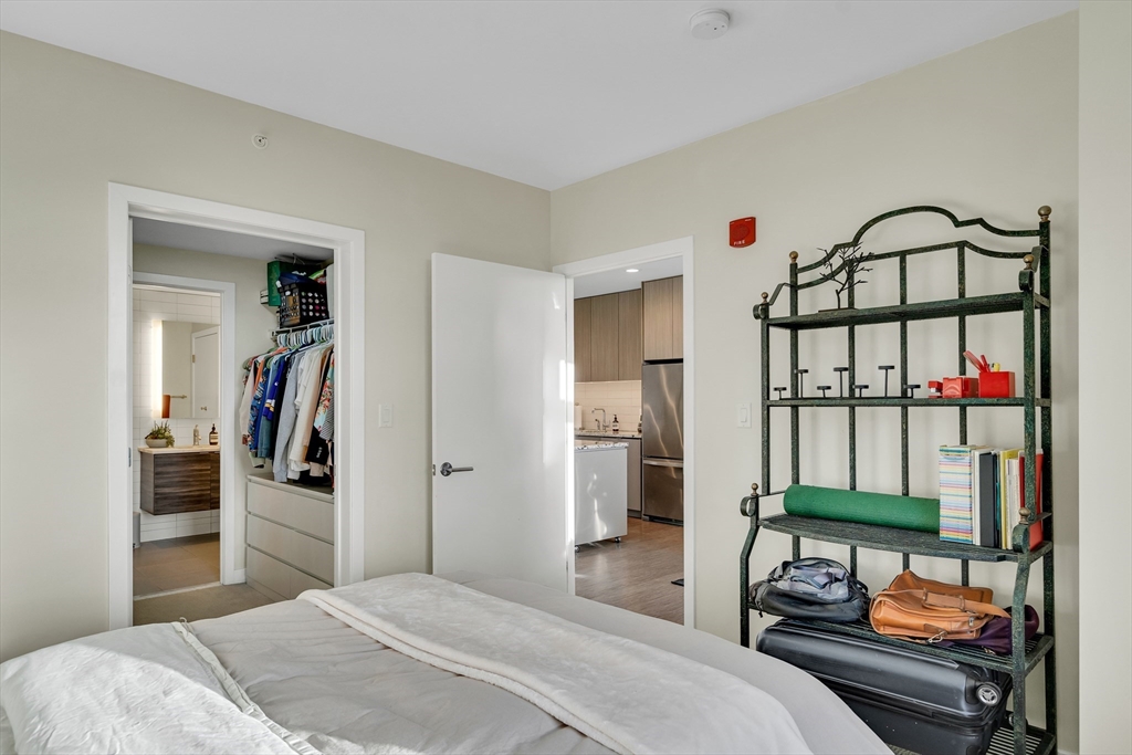 80 Fenwood Road, Unit 811 Boston, MA 02115 - Photo 16 of 36 Gallery Image 16