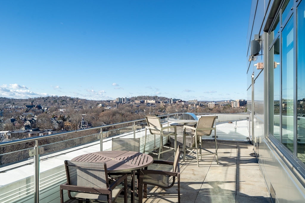 80 Fenwood Road, Unit 811 Boston, MA 02115 - Photo 33 of 36 Gallery Image 33