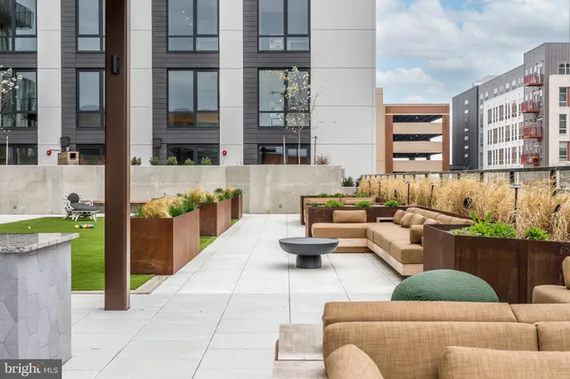 $1,099,000 | 255 West Falls Station Boulevard, Unit 301, Falls Church, VA 22043