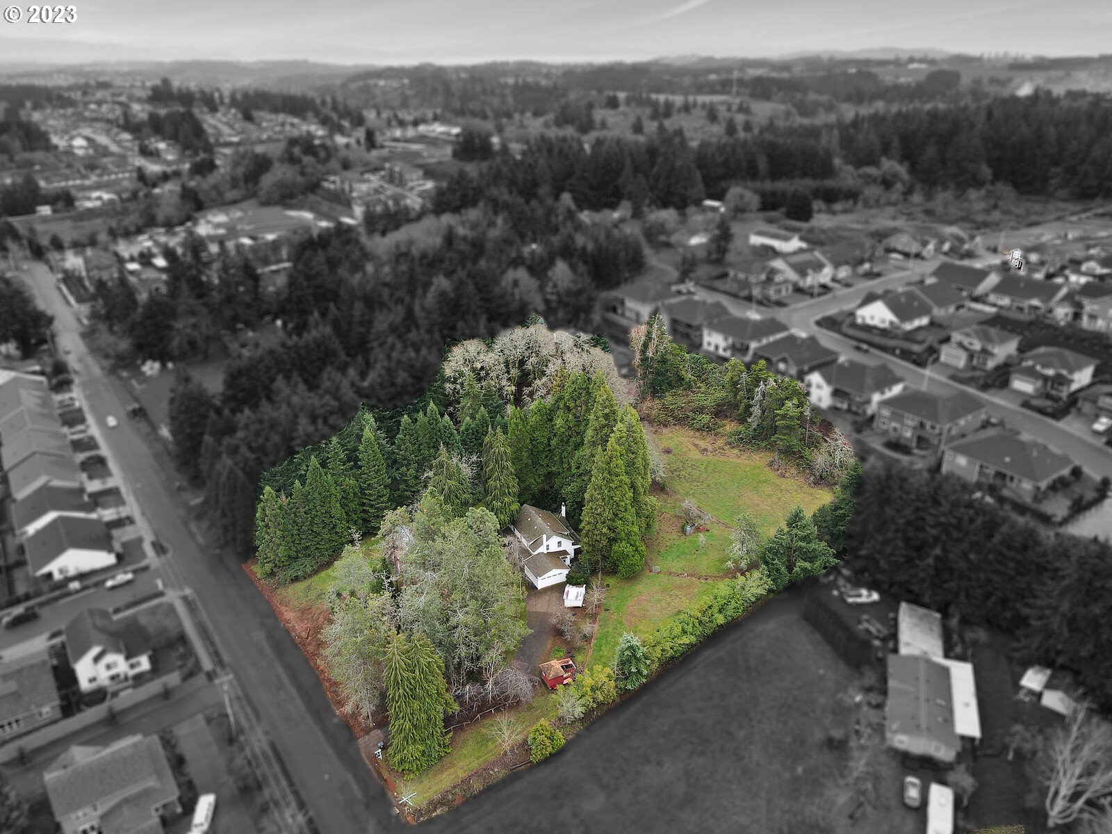 2126 Davis Road South Salem, OR 97306 - Photo 1 of 30 Gallery Image 1