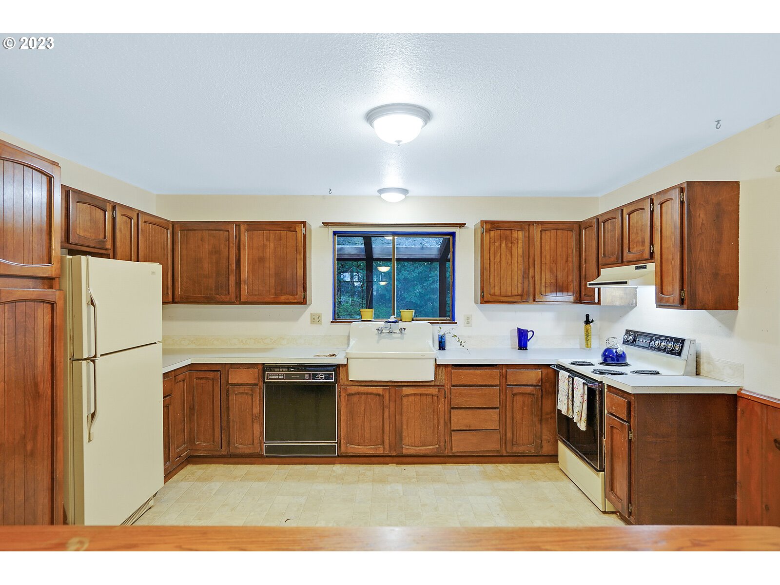 2126 Davis Road South Salem, OR 97306 - Photo 12 of 30 Gallery Image 12