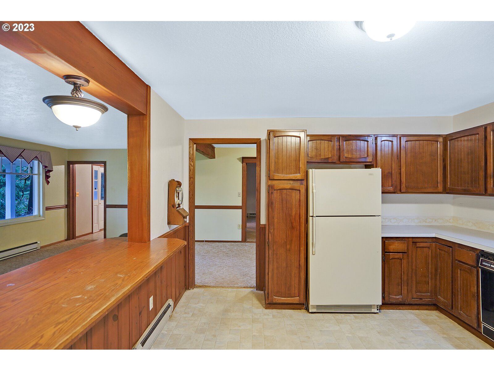 2126 Davis Road South Salem, OR 97306 - Photo 14 of 30 Gallery Image 14
