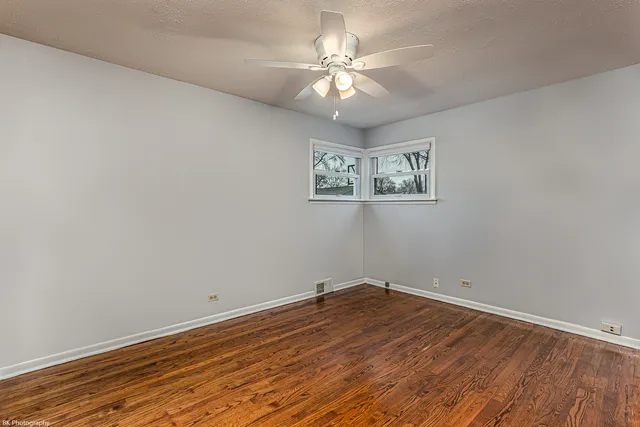 $2,600 | 6645 Riverside Drive, Tinley Park, IL 60477