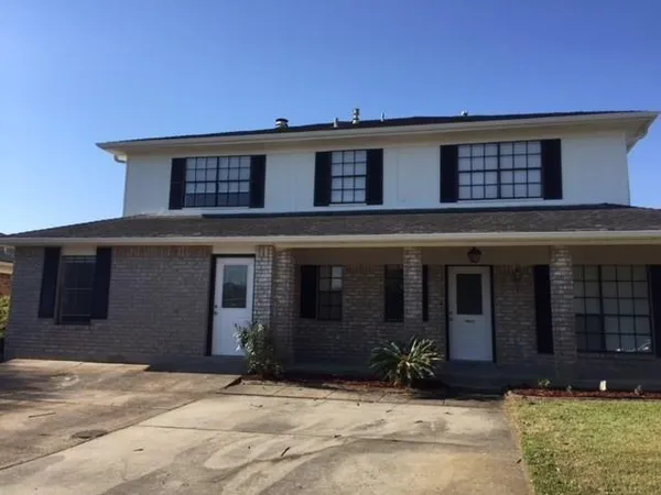 $2,200 | 805 Champagne Drive, Kenner, LA 70065