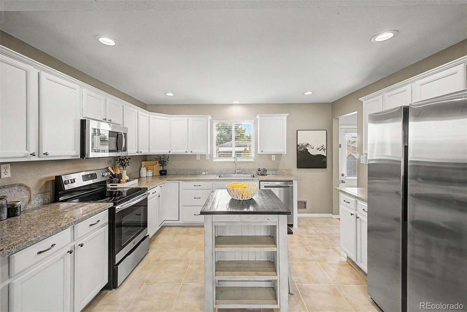 4070 Moore Street Wheat Ridge, CO 80033 - Photo 8 of 37
