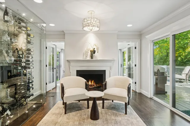 $899,000 | 39 Warrington Drive, Lake Bluff, IL 60044