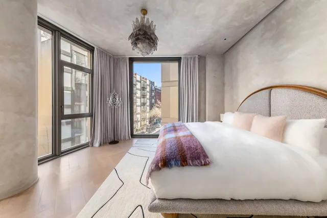 $4,250,000 | 80 East 10th Street, Unit 3W | Greenwich Village