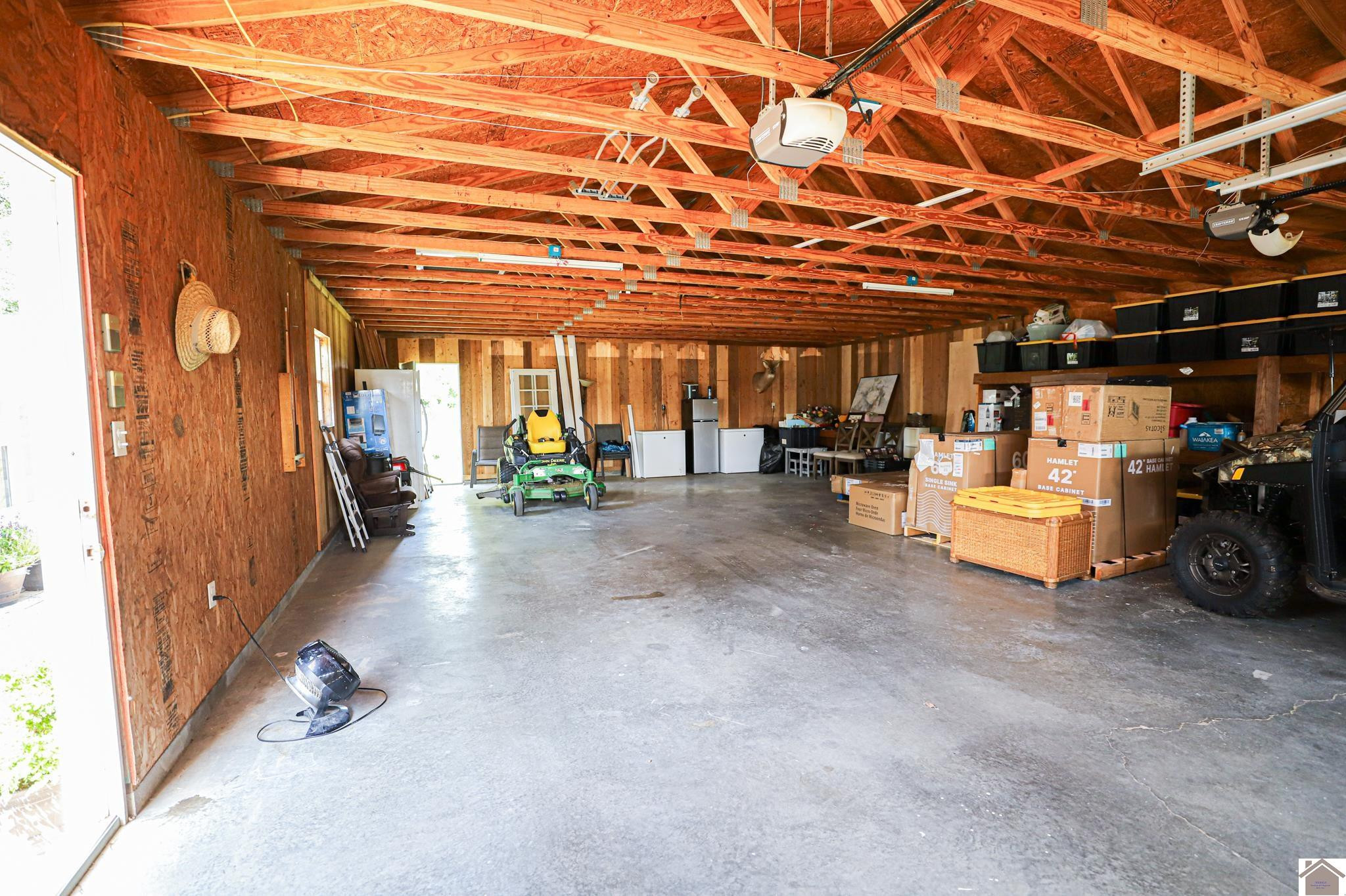 394 Crews Road Wickliffe, KY 42087 - Photo 38 of 38 Garage Interior