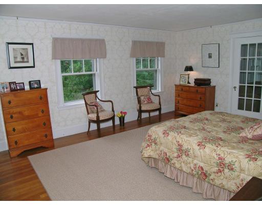 120 Middlesex Road Newton, MA 02467 - Photo 6 of 20