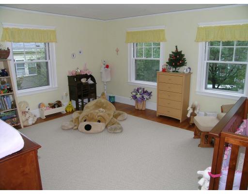 120 Middlesex Road Newton, MA 02467 - Photo 7 of 20