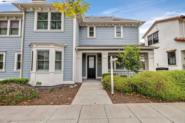 $1,328,000 | 1920 Willow Street, Alameda, CA 94501