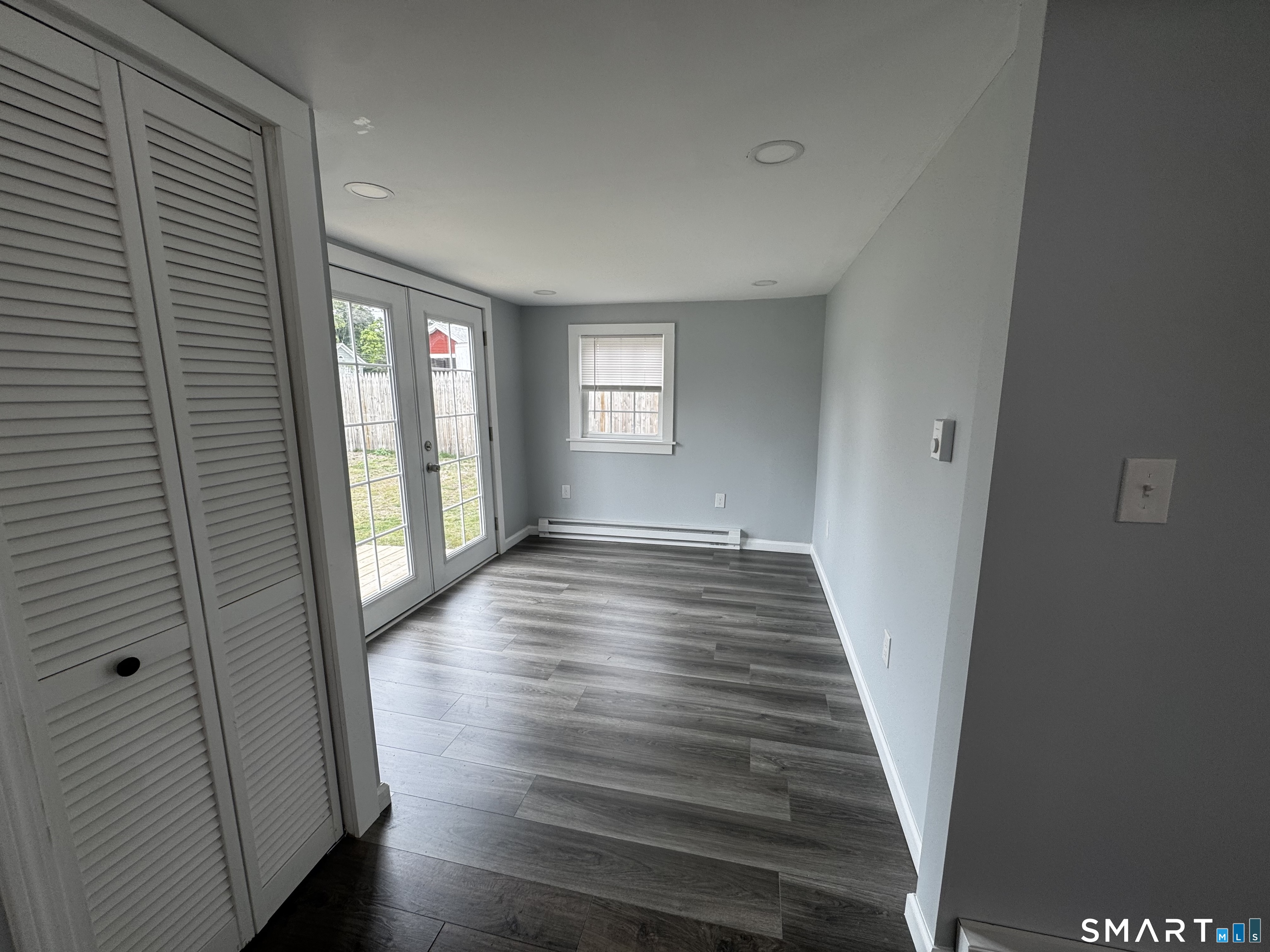 68 Black Point Road East Lyme, CT 06357 - Photo 7 of 8